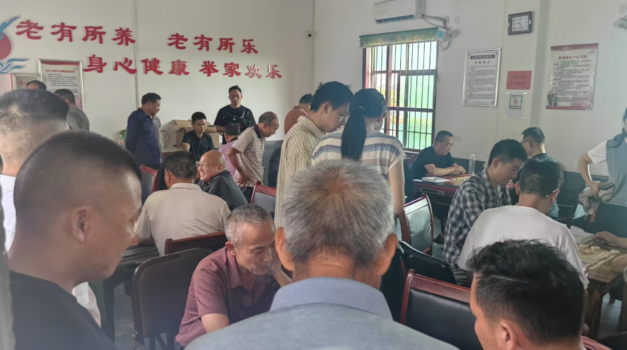 湖南首支“象棋村甲”村队在湘阴组建，古潭村8位村民入选，将接受全国挑战！