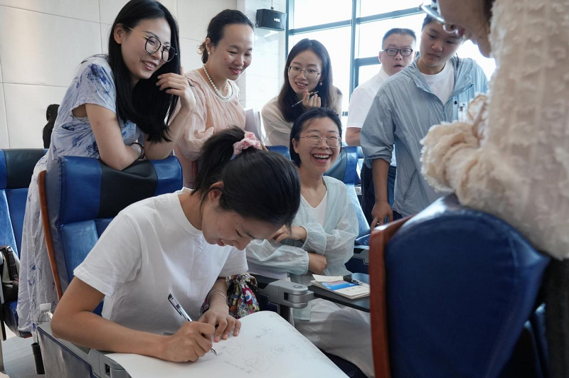 湘阴：专家引领“减压赋能” 教师心灵养护别开生面
