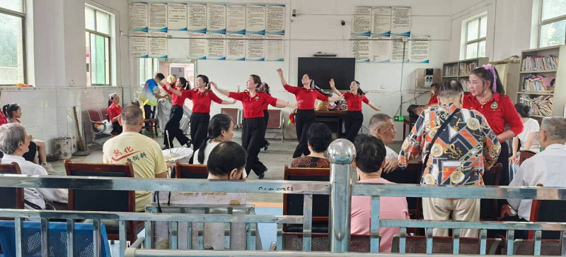 湘阴：“文化悦老”绽光芒 志愿服务暖夕阳