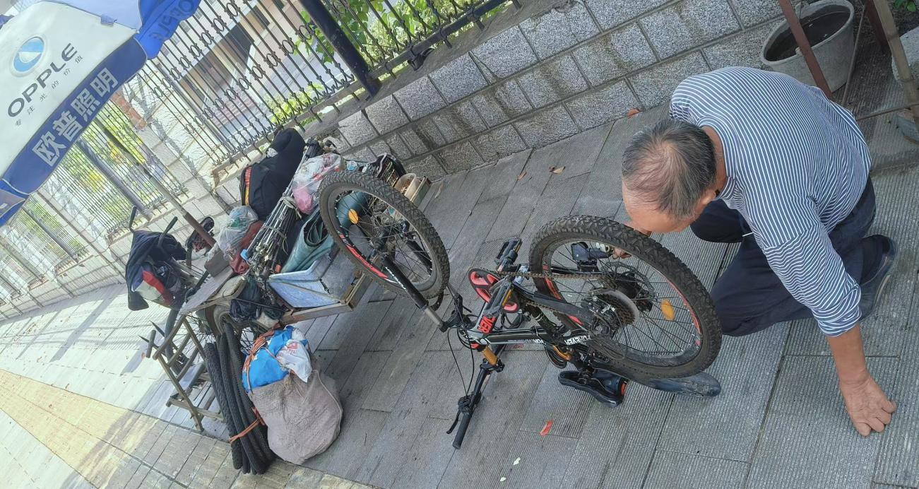 韩启明丨渐行渐远的修理匠