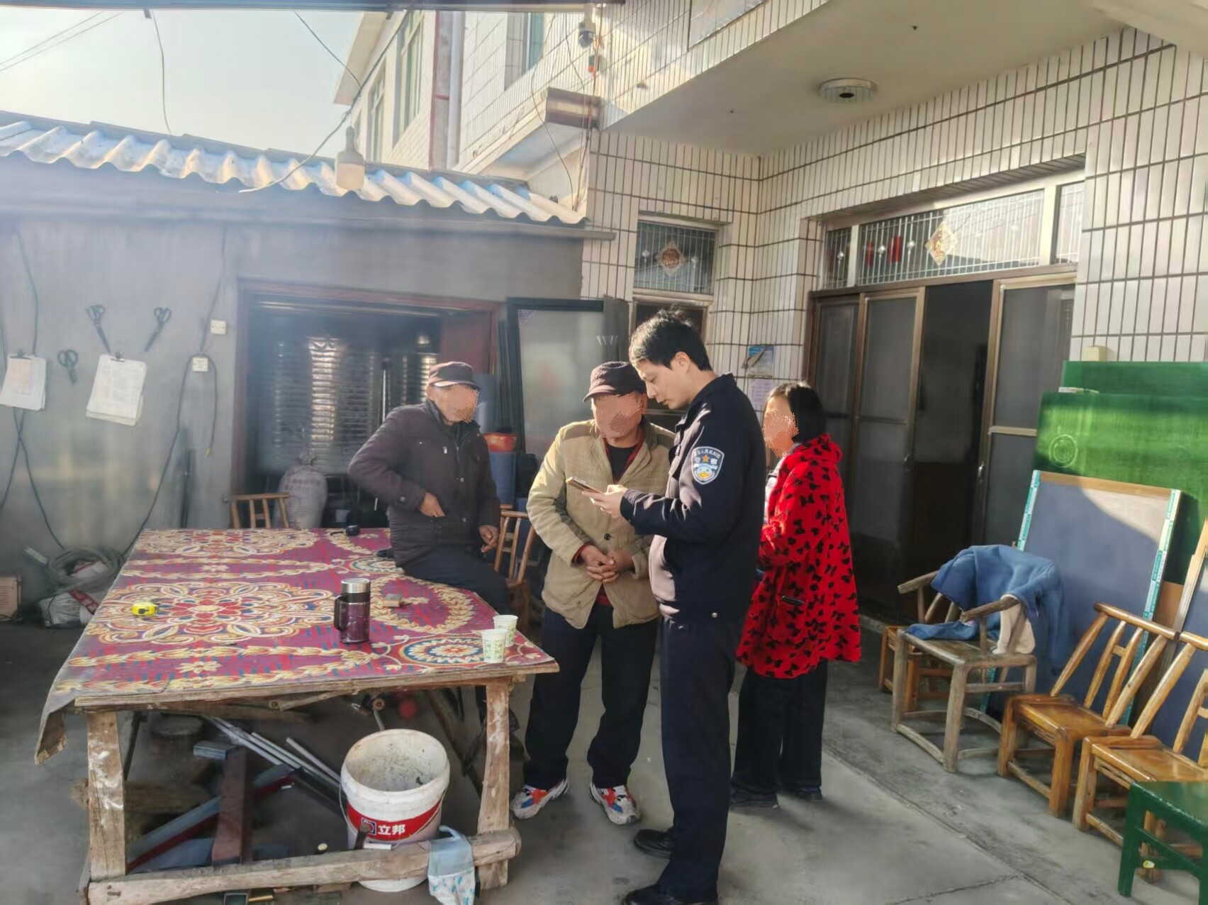 守住群众“钱袋子”！湘阴民警极速拦截24万元