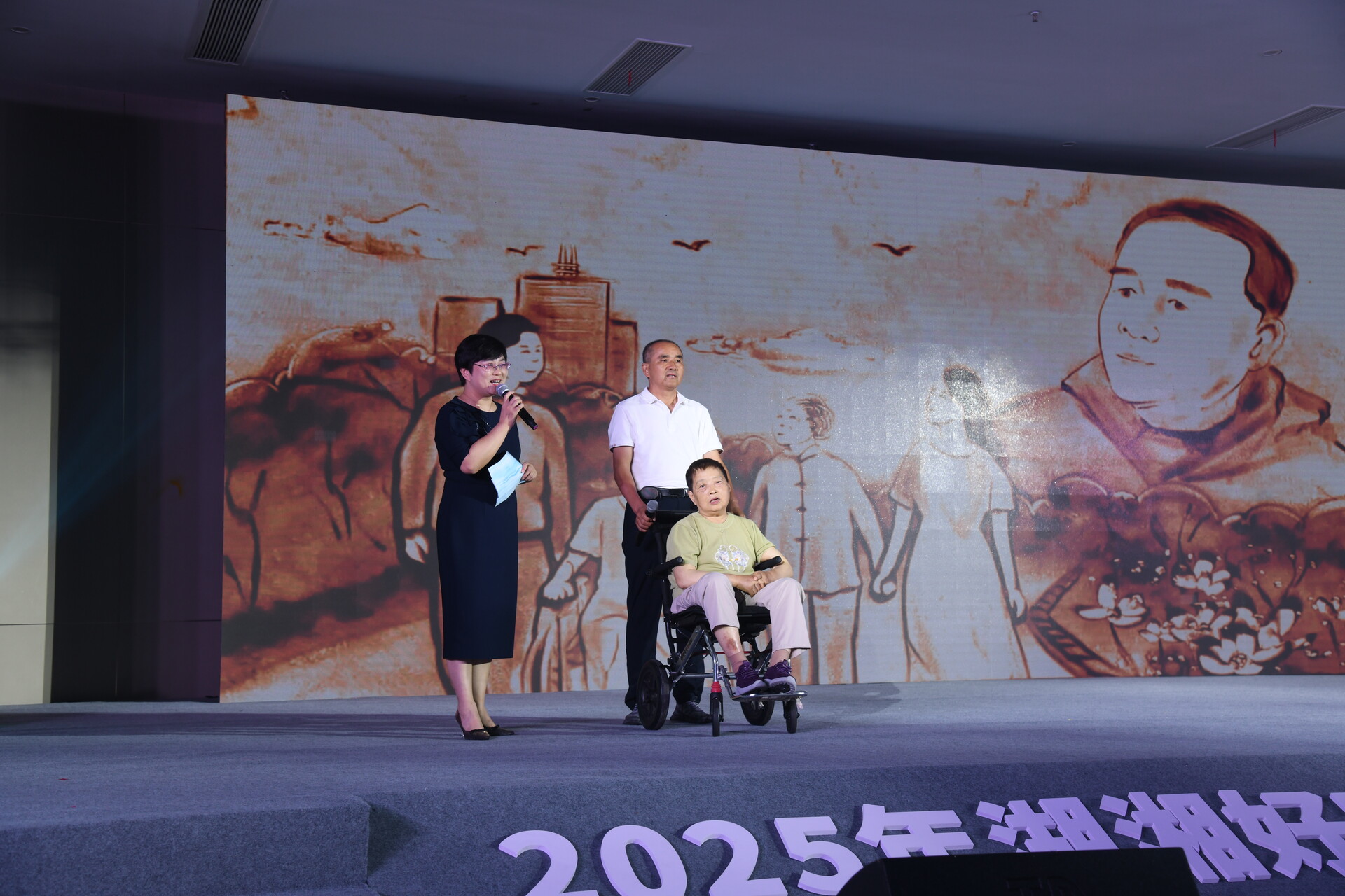 语言为桥 心灯引路——记湘阴一中教师王瑞雪