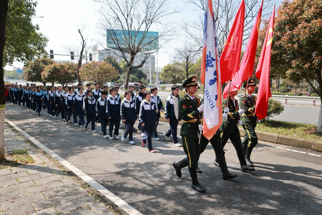 青山埋忠骨 热血照千秋——湘阴县知源高级中学举行清明祭扫活动