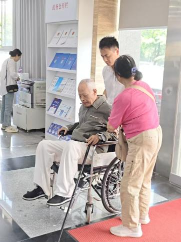湘阴县政务服务中心：暖心服务润民心 擦亮为民“金名片”