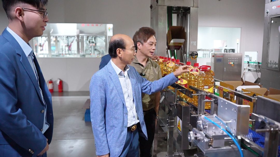 深化湘柬经贸合作 共谋调味品出海新篇  2026中柬经贸推介会代表团考察湖南长康集团