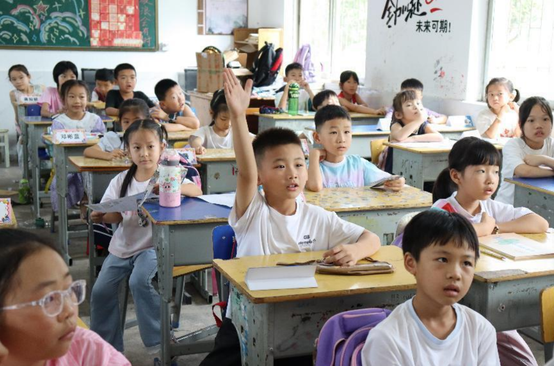 “椒乡徽映·助学”再启航——樟树镇星火暑期课堂正式开课！