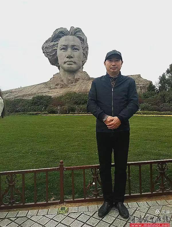 笔耕墨韵绘神骏 乡土诗心绽芳华——记农民书画家佘汉武