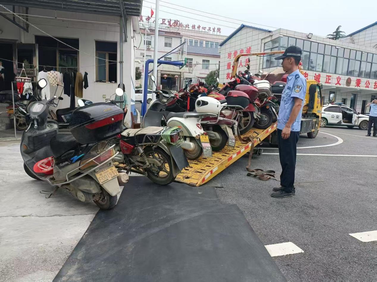 岭北镇：多部门联合开展道路交通安全百日攻坚行动