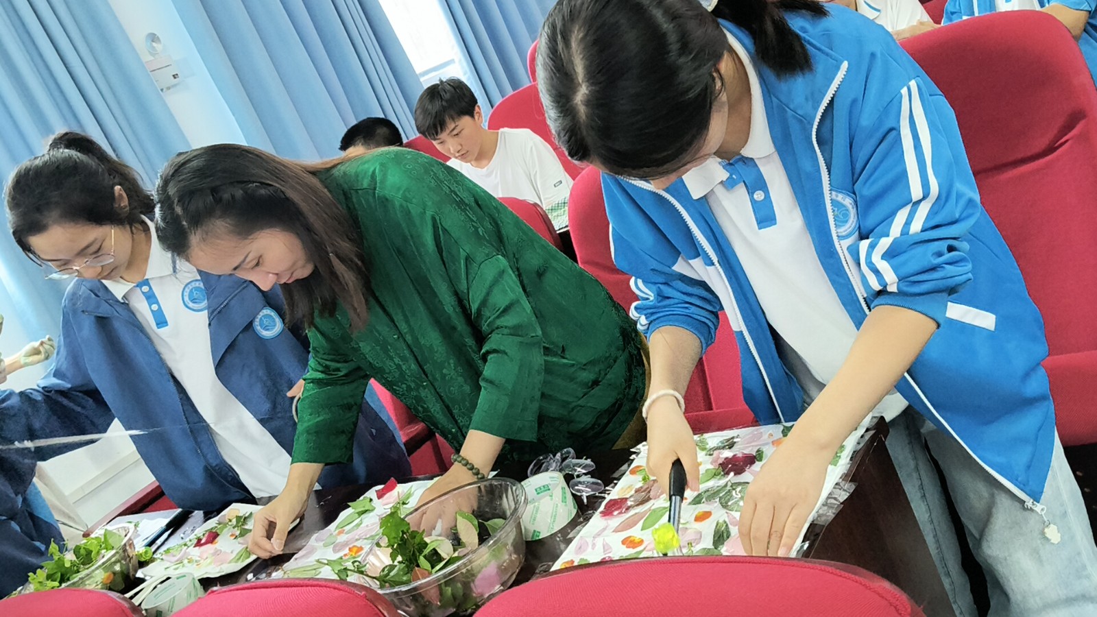 湘阴县洋沙湖实验学校：非遗手作助力中考减压