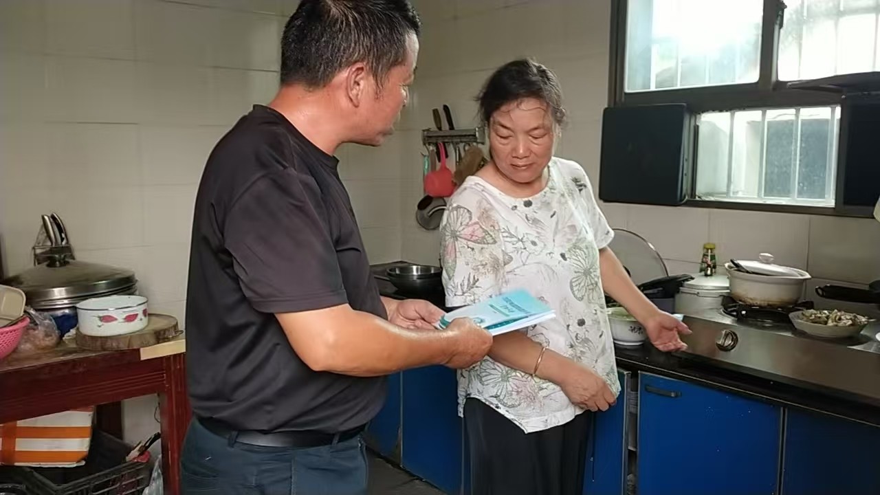 三塘鎮(zhèn)：反詐課堂“搬”進(jìn)農(nóng)家院 捂緊村民“錢袋子”