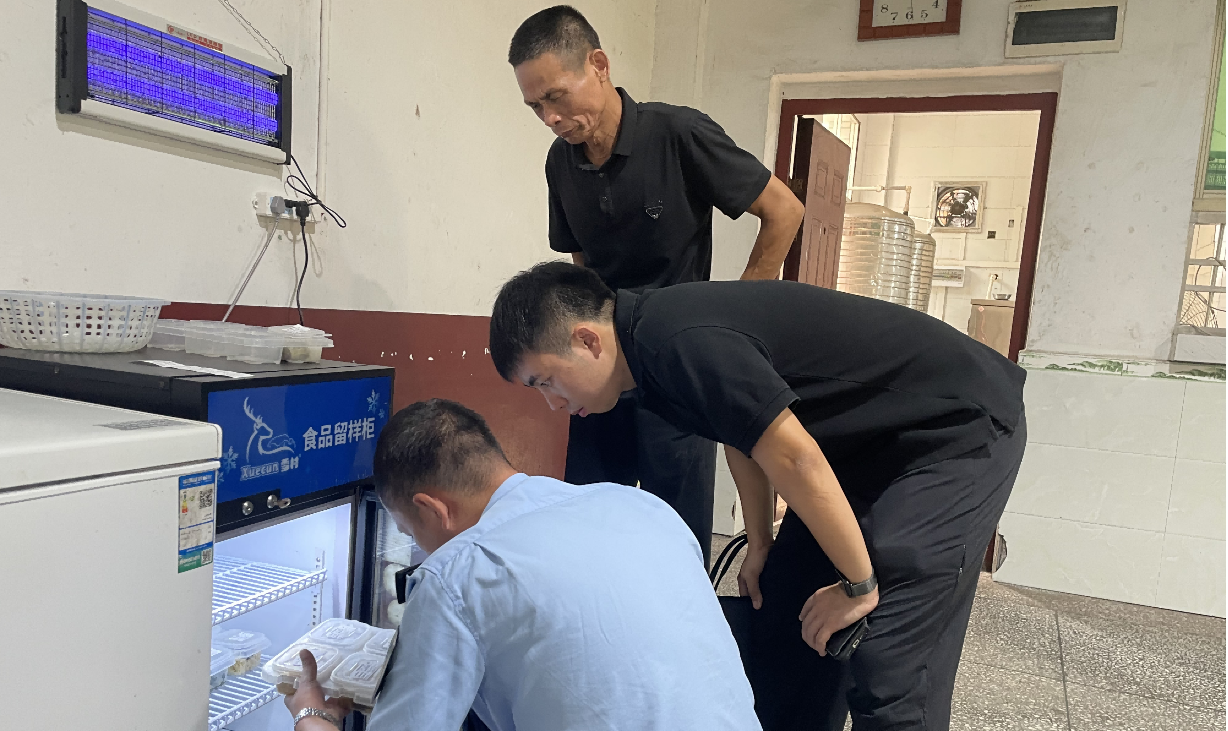 南湖洲鎮(zhèn)：筑牢安全防線 護航平安校園