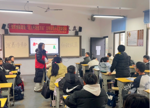 樟树镇：“小青椒”宣讲团推动党的创新理论飞入校园与屋场