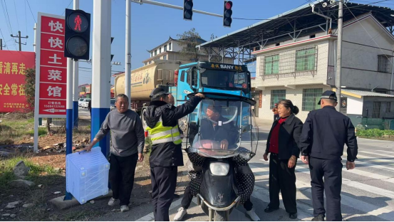 岭北镇开展道路交通安全集中整治